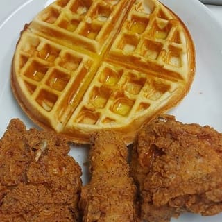 Chicken & Waffles